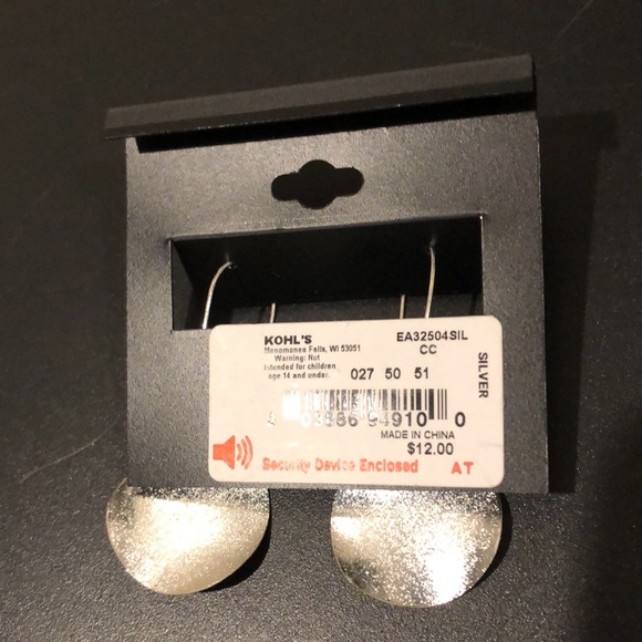 NWT ~ GLITTERY ROUND HANGING EARRINGS - Picture 2 of 2